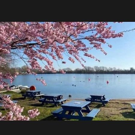 Swan View Retreats # Hottub # Egg Chair # Bbq & Bikes Included 8 Berth Tattershall Extérieur photo