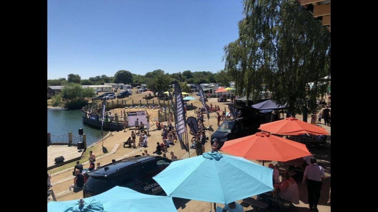 Swan View Retreats # Hottub # Egg Chair # Bbq & Bikes Included 8 Berth Tattershall Extérieur photo