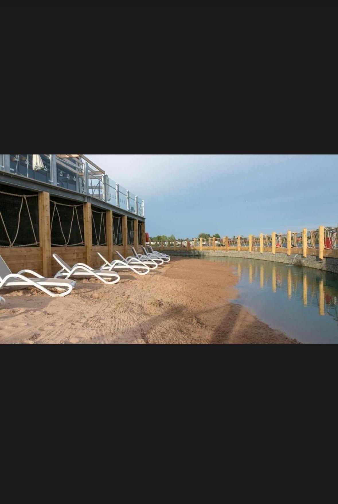 Swan View Retreats # Hottub # Egg Chair # Bbq & Bikes Included 8 Berth Tattershall Extérieur photo